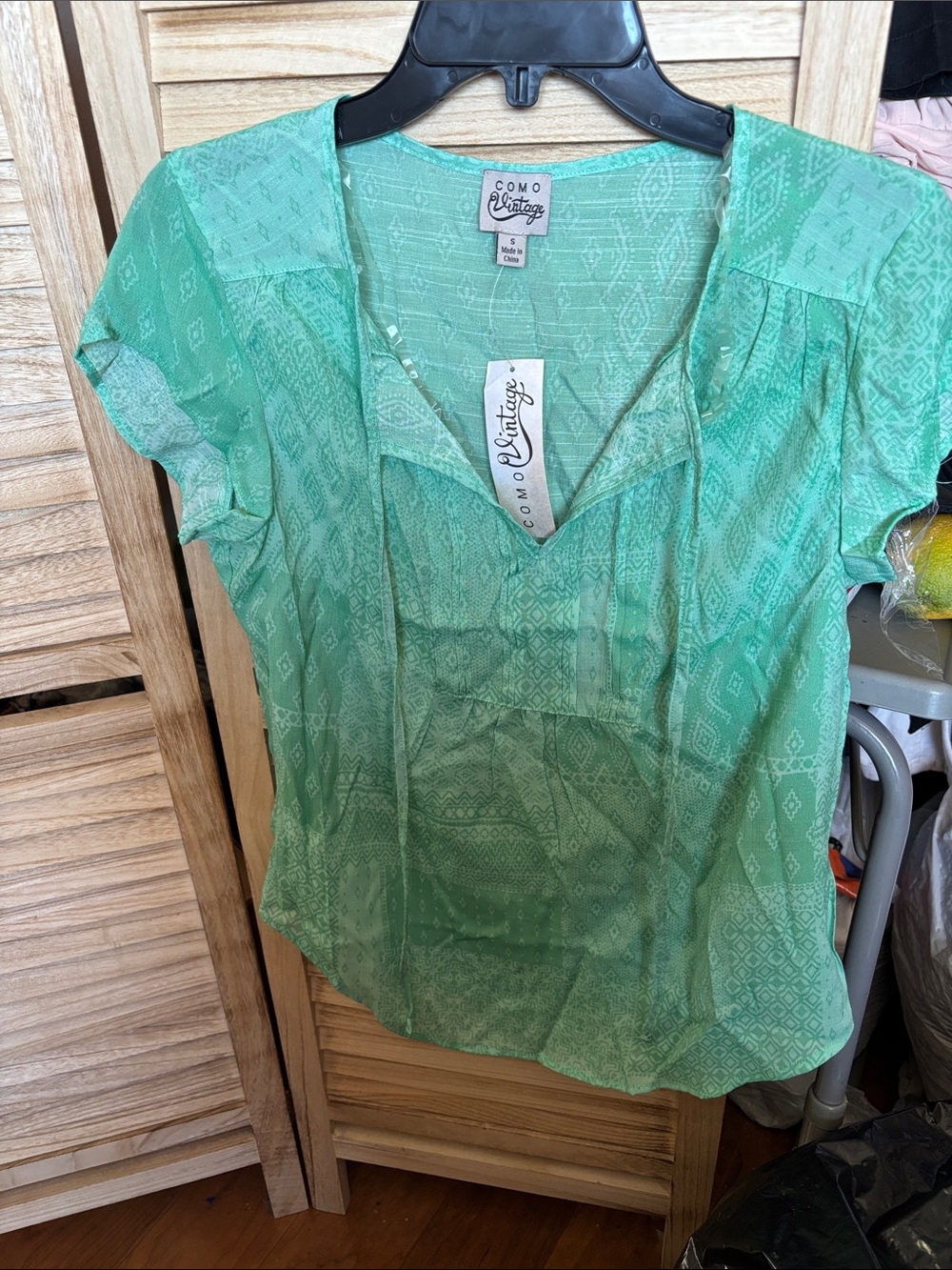 Como Vintage Mint Green Short Sleeve V-Neck Popover Blouse Small NWT